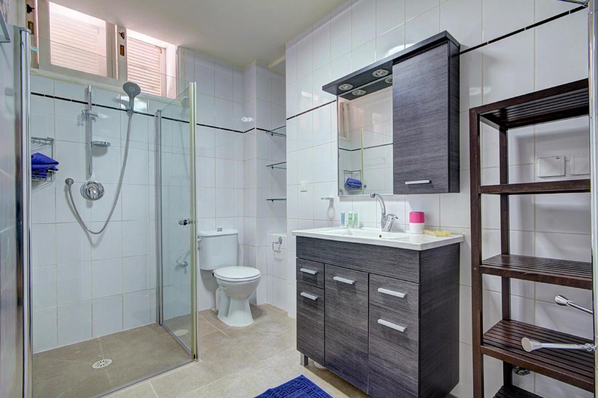 Lisetta - By Beach Apartments Tlv Tel-Aviv Extérieur photo